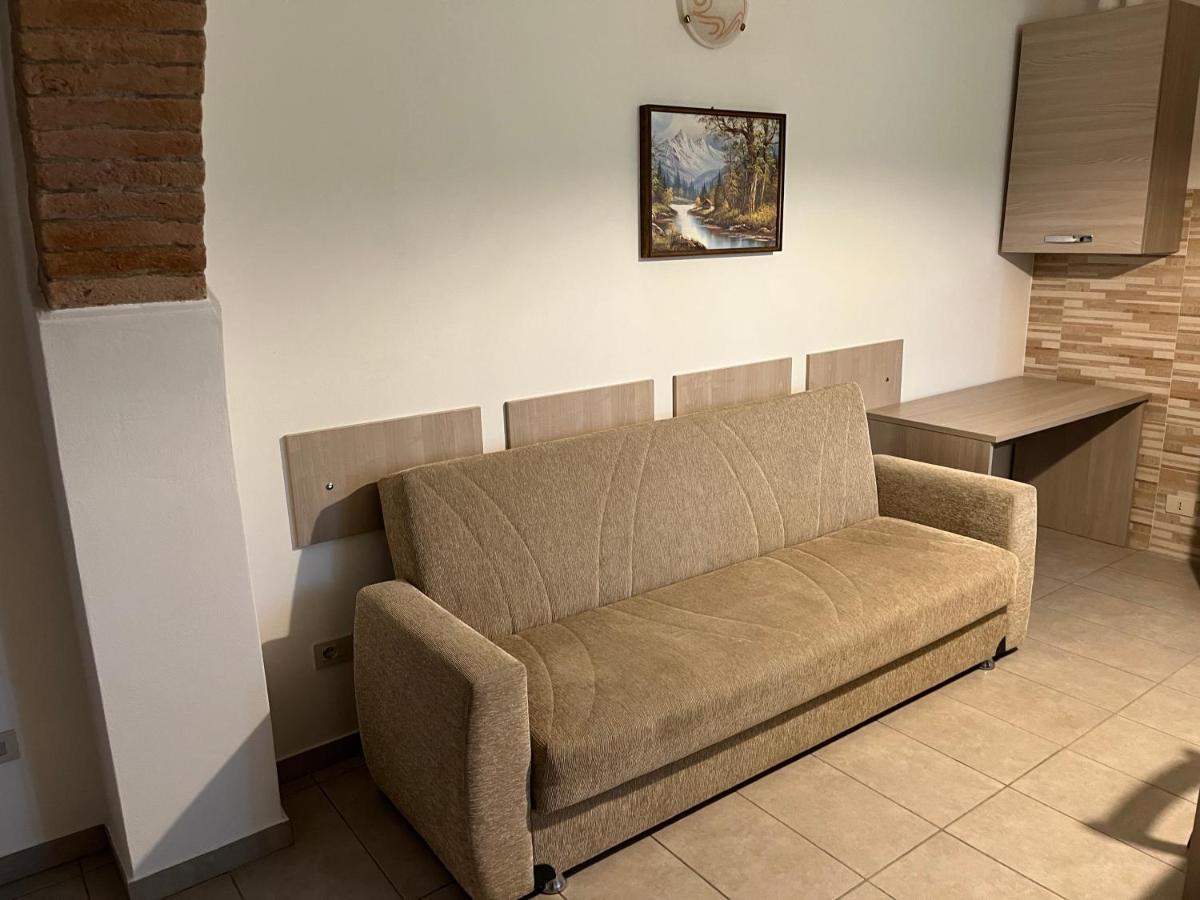 Holiday House La Rosa Terricciola Екстериор снимка