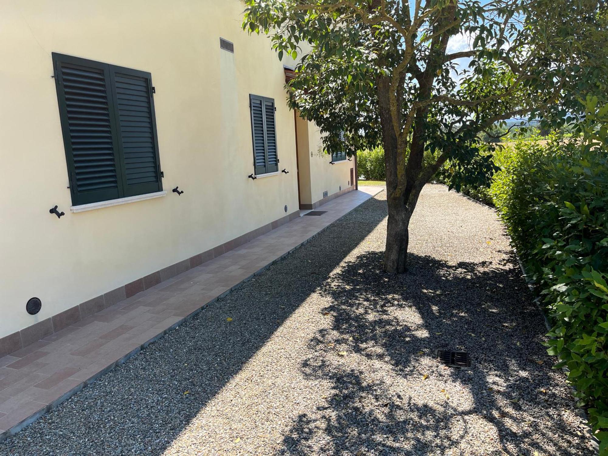 Holiday House La Rosa Terricciola Екстериор снимка